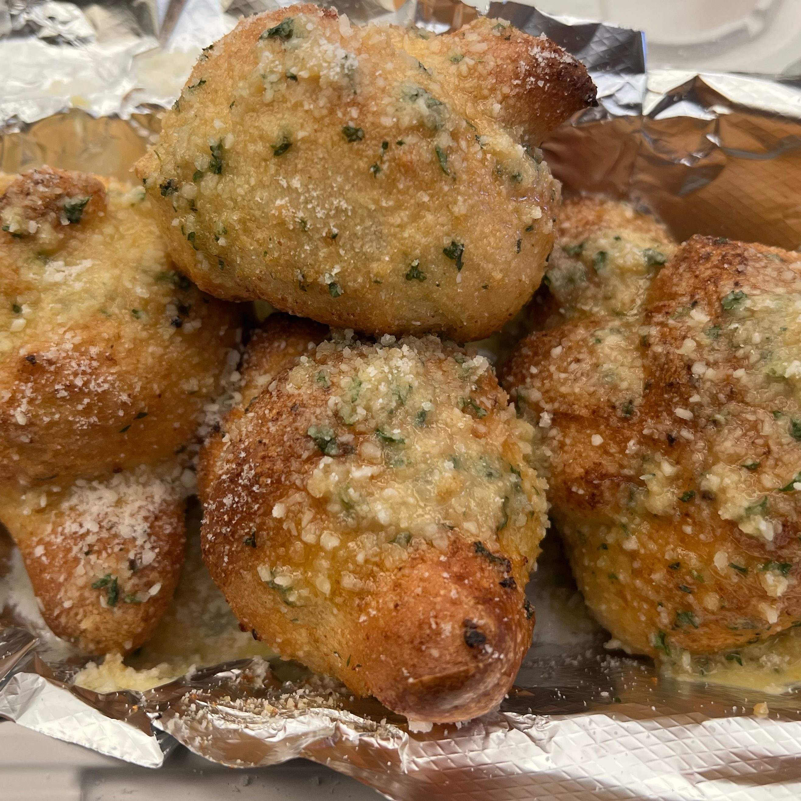Garlic Knots.